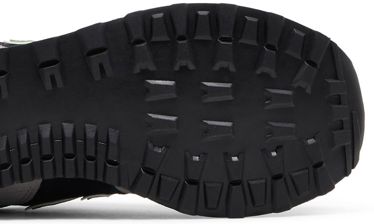 New Balance 574 Black Paradise Pink