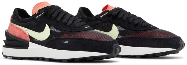 Nike Wmns Waffle One Black Magic Ember