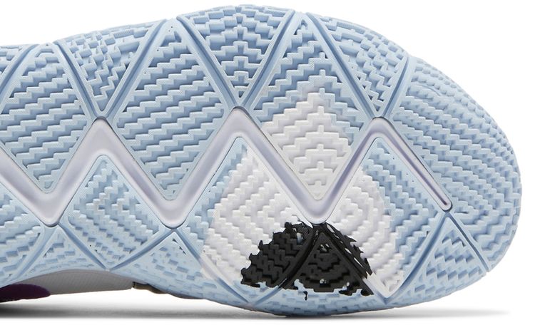 Kyrie Hybrid S2 EP Pineapple