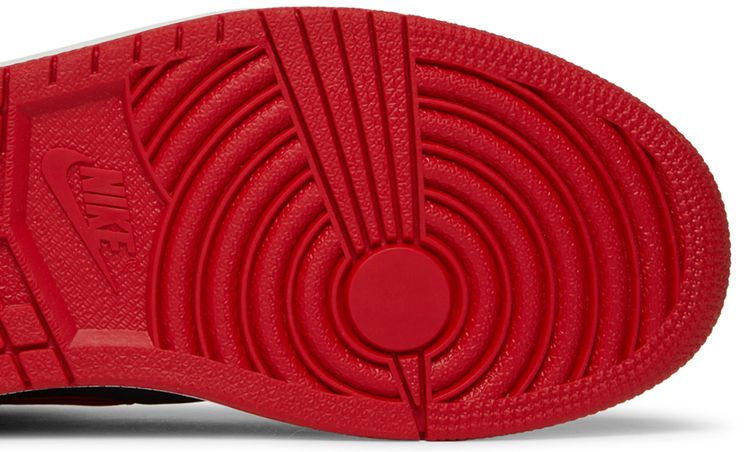 Air Jordan 1 Retro High OG SE Satin Banned 2016 Sample