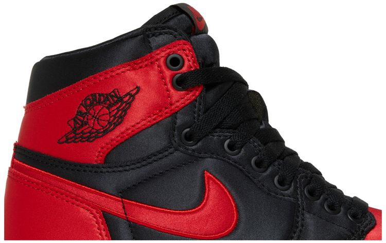 Air Jordan 1 Retro High OG SE Satin Banned 2016 Sample