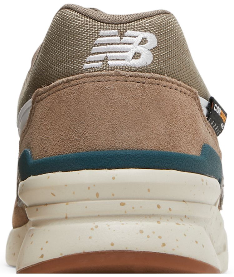New Balance 997H Mushroom Trek