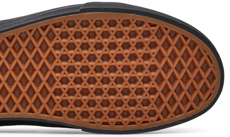 Patta x Vans Old Skool VLT LX Mean Eyed Cat   High Risk Red