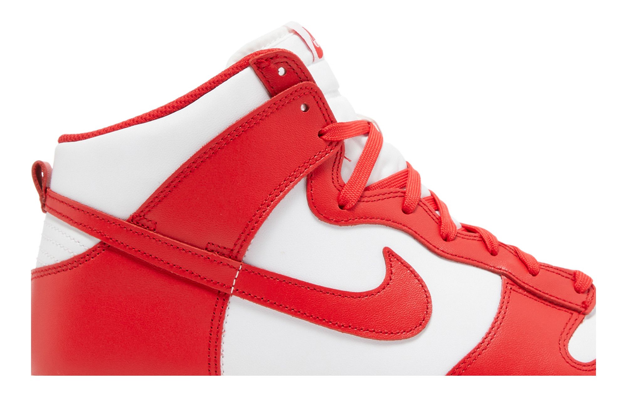 Red and white nike dunks high cheap