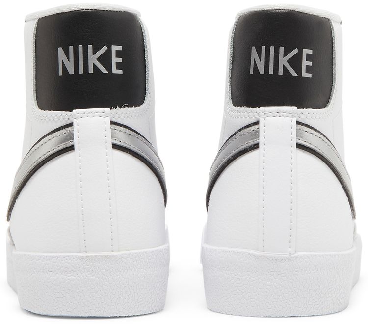 Nike Wmns Blazer Mid 77 Essential White Metallic Silver