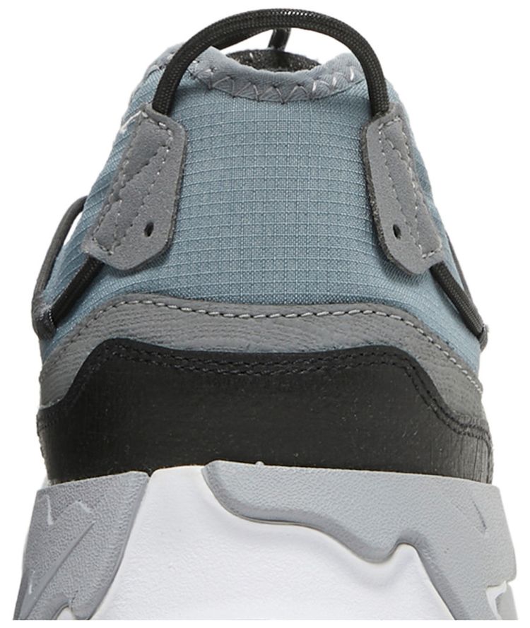 React Live SE Stadium Grey