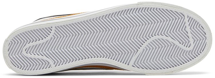 Nike Wmns Court Legacy Next Nature White Desert Ochre