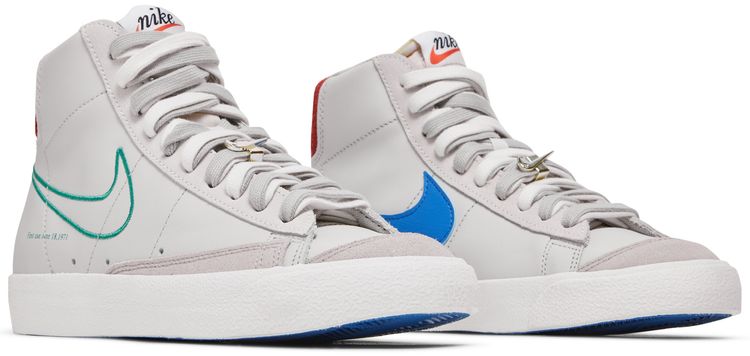 Nike Wmns Blazer Mid 77 SE First Use   Green Noise