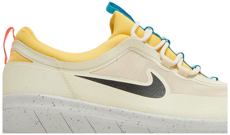 Nyjah Free 2 SB Beach Topaz Gold