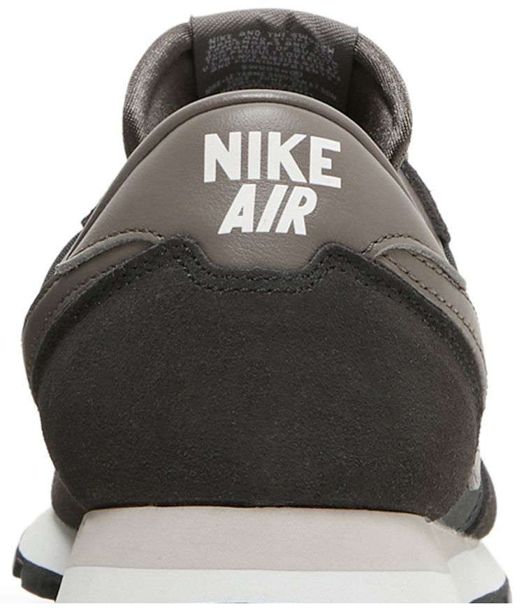 Nike Air Pegasus 83 Off Noir
