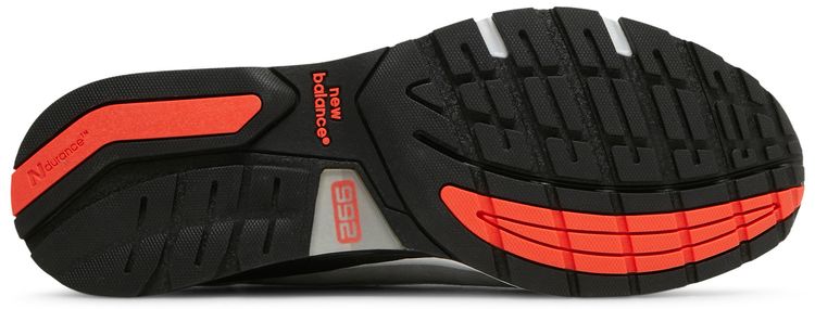 DTLR x New Balance 992 Made in USA Discover  Celebrate