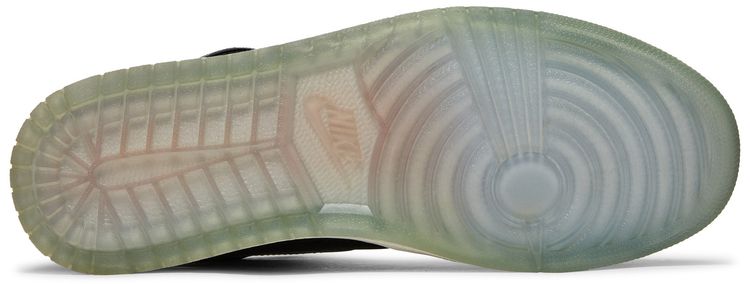 Air Jordan 1 Retro High Passport