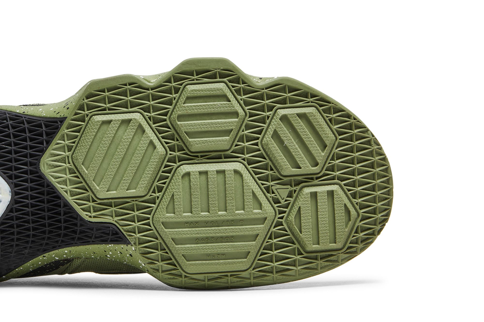 Lebron 13 northern lights best sale