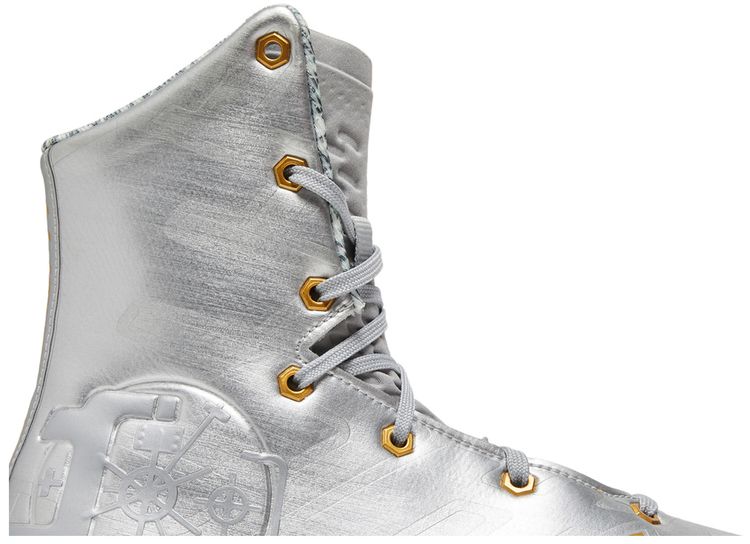Under Armour Highlight MC LE Silver Gold