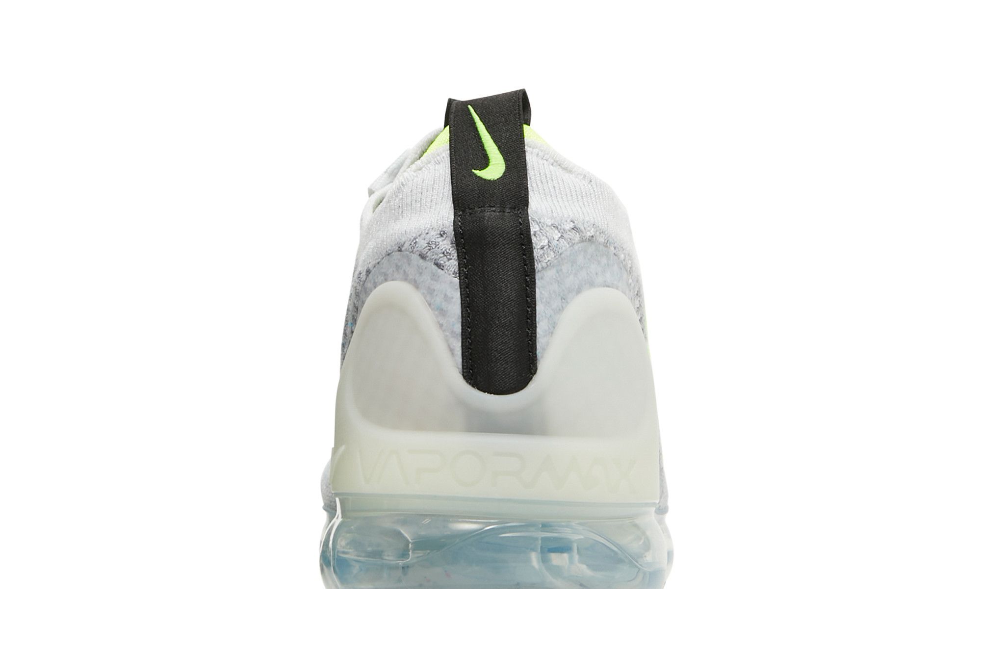 Logo vapormax new arrivals