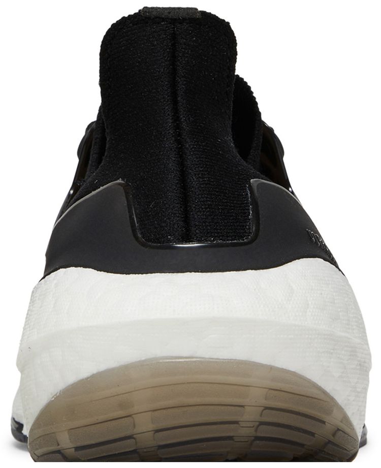 Adidas UltraBoost 22 Black White