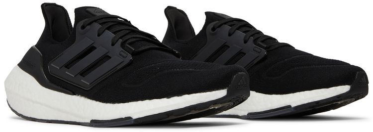Adidas UltraBoost 22 Black White