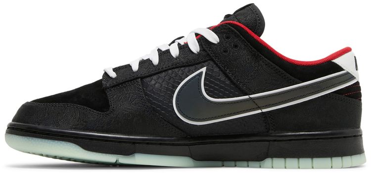 League of Legends x Nike Dunk Low