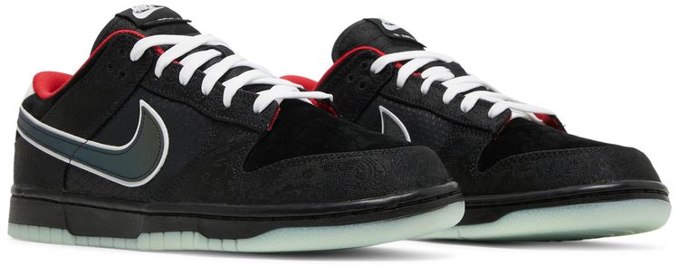 League of Legends x Nike Dunk Low