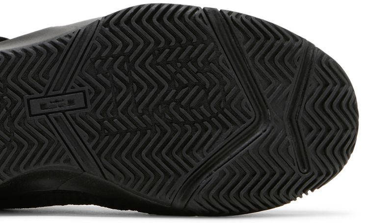 Nike LeBron Soldier 13 Flyease GS Triple Black