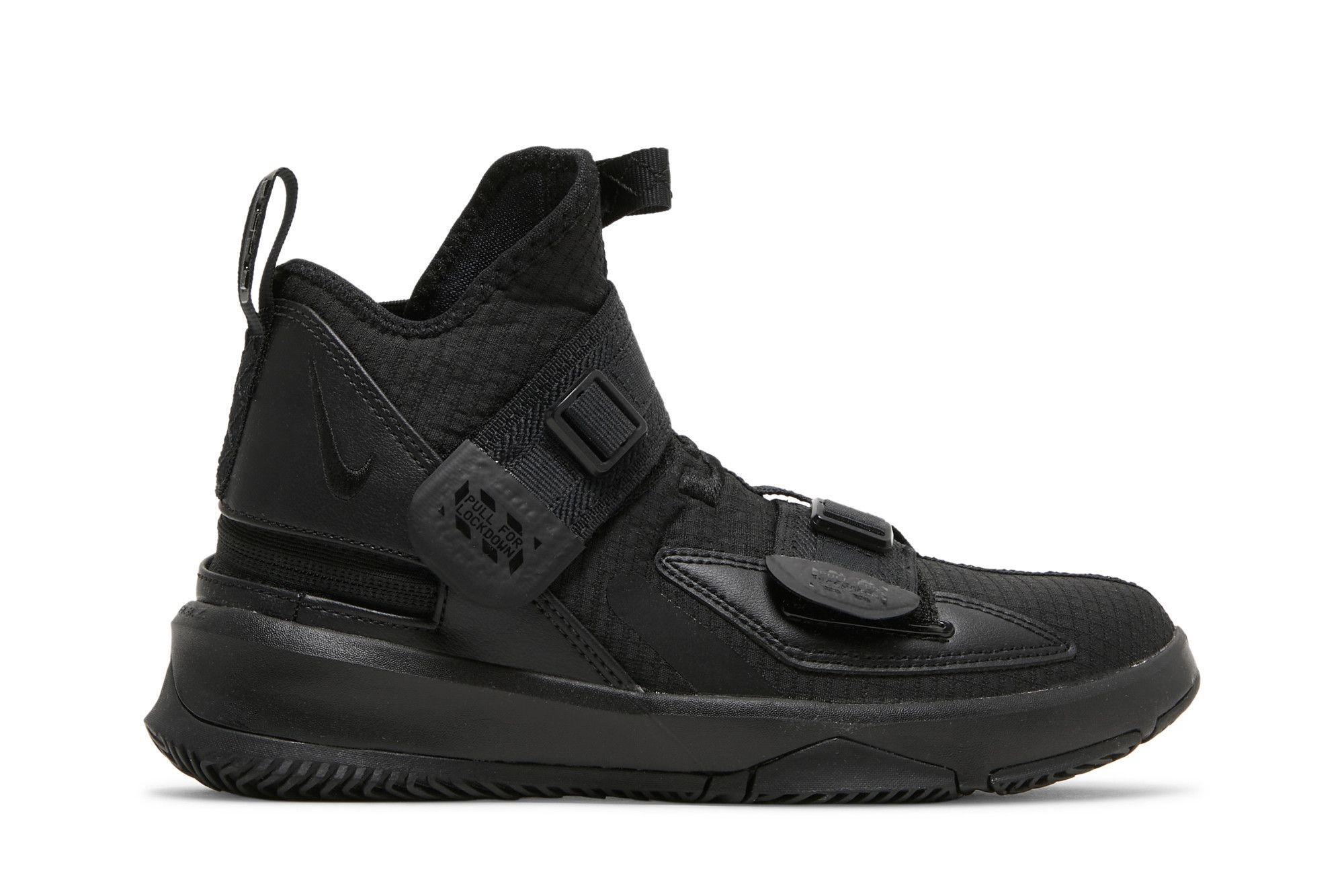 Lebron soldier store 13 flyease