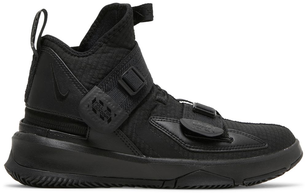 lebron soldier 13 flyease youth