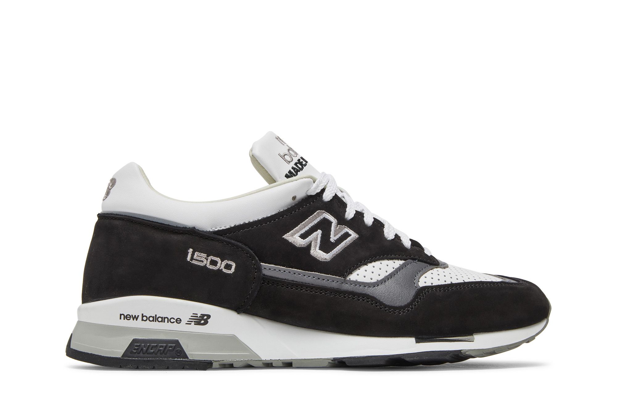 Size 7.0 1500 Made in England Black White