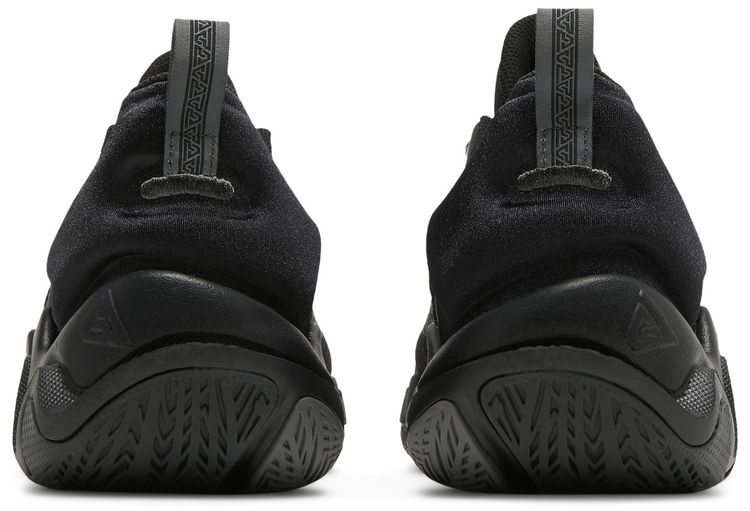 Nike Giannis Immortality GS Black Iron Grey