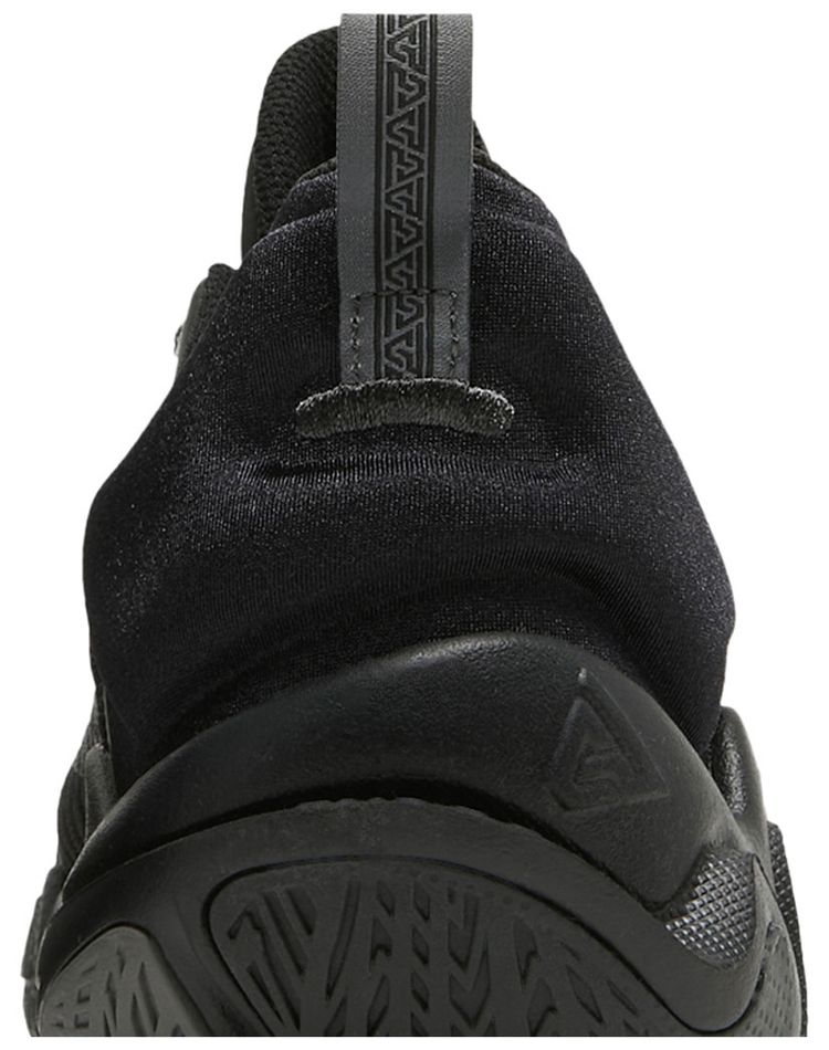 Nike Giannis Immortality GS Black Iron Grey