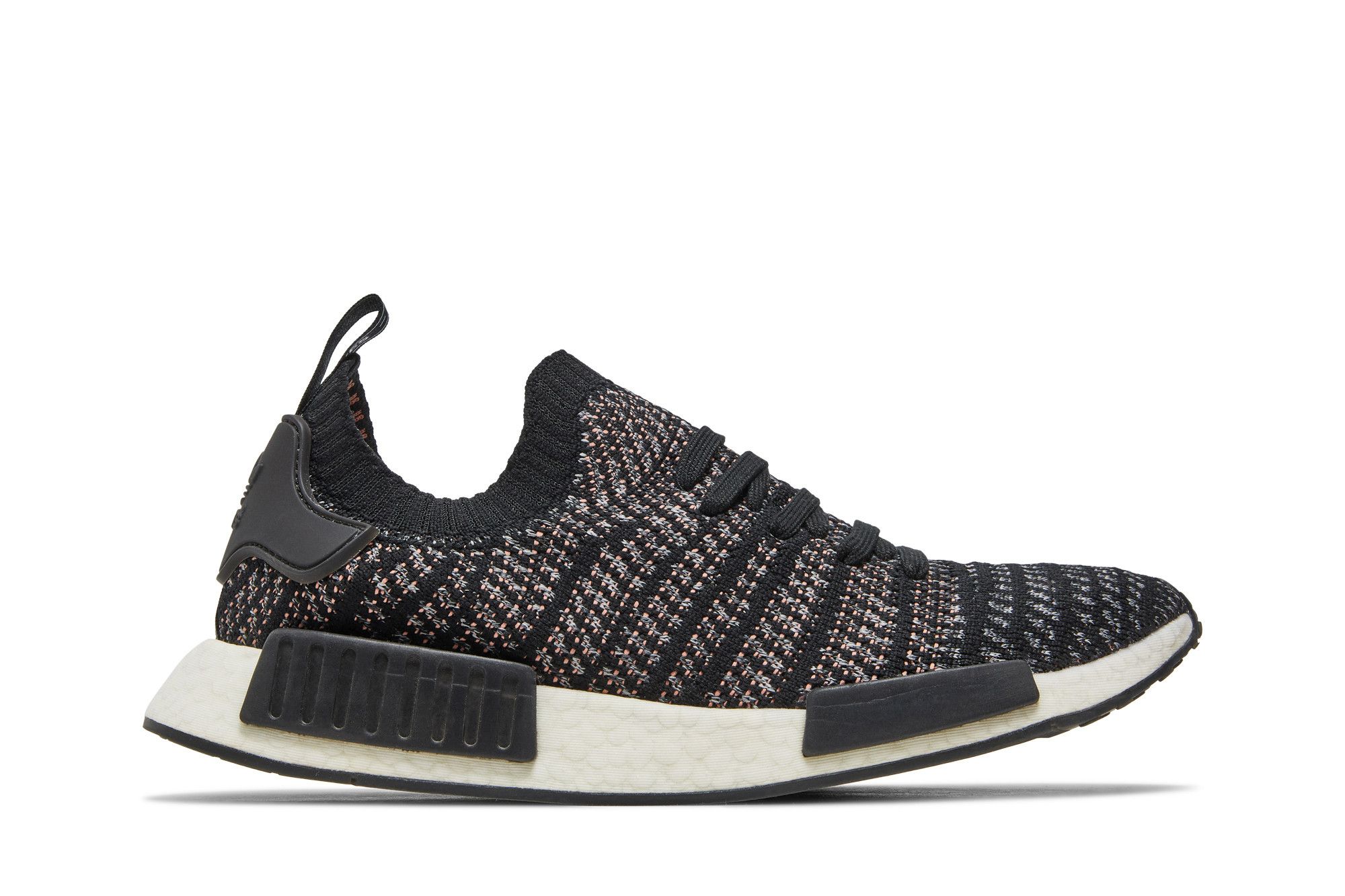 Nmd_r1 stlt primeknit hot sale