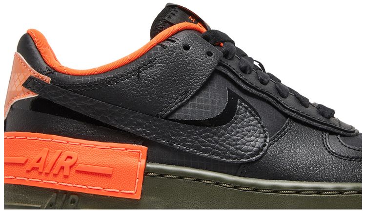 Nike Wmns Air Force 1 Shadow Hyper Crimson