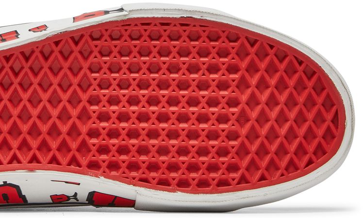 Undefeated x Vans Sk8 Hi Un Bulls