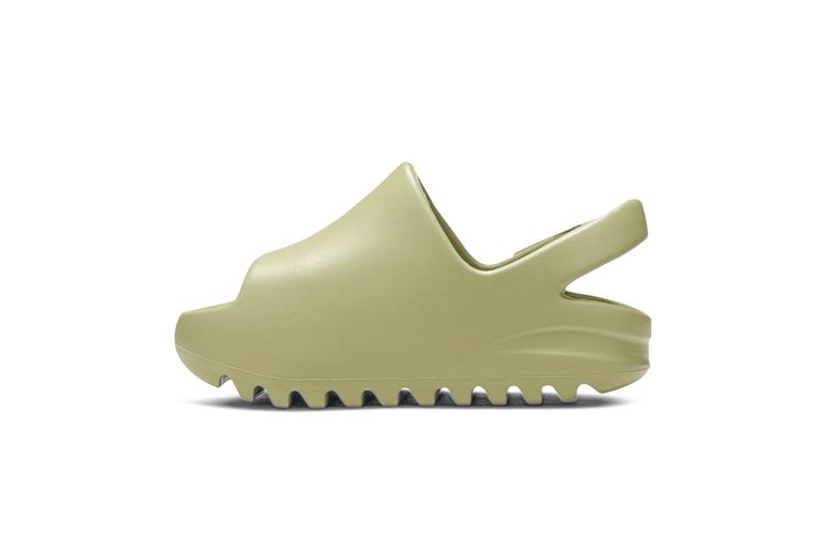 Infant Yeezy Slide in Resin, 4K / Resin by adidas - Notre