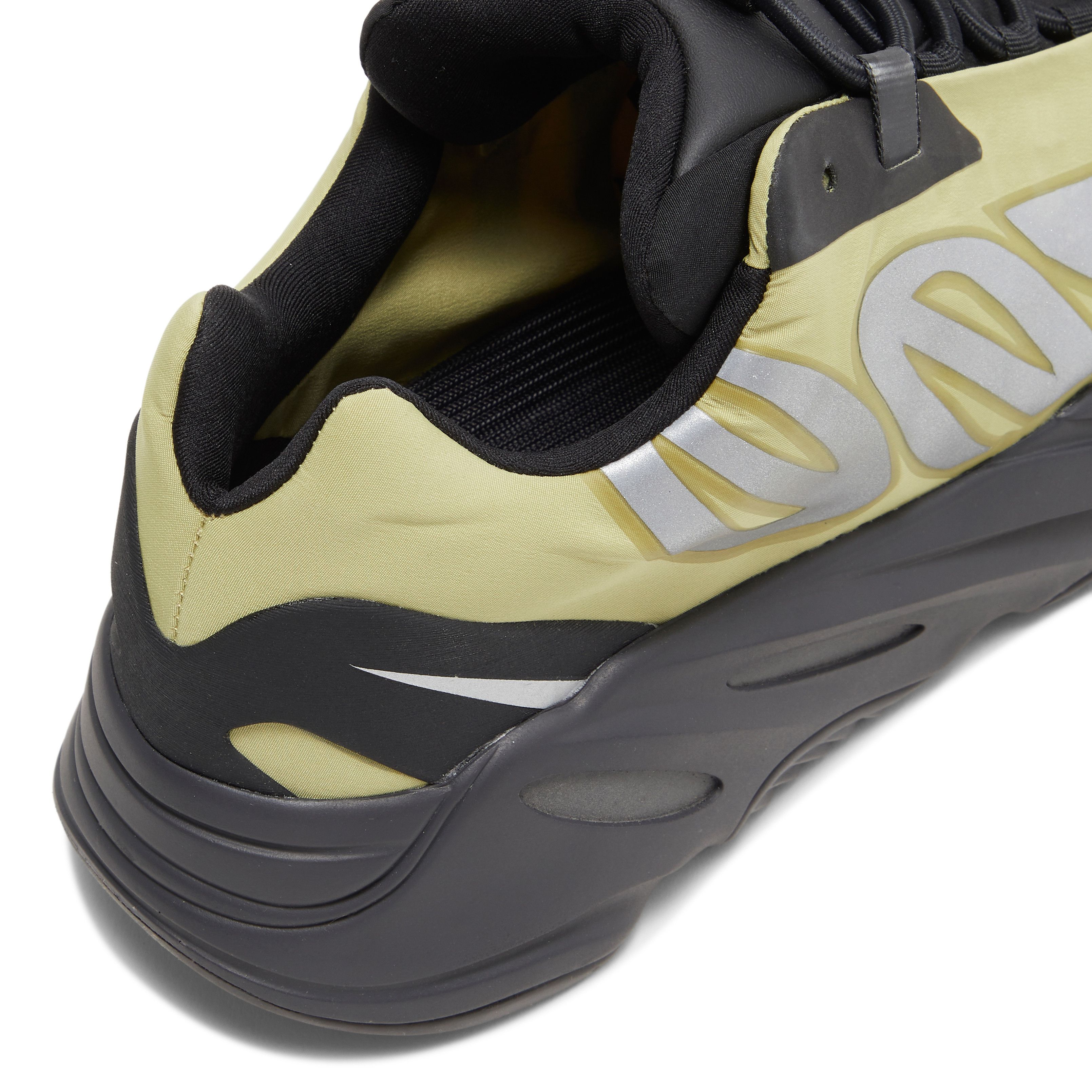 Yeezy boost 700 mnvn on feet 2025