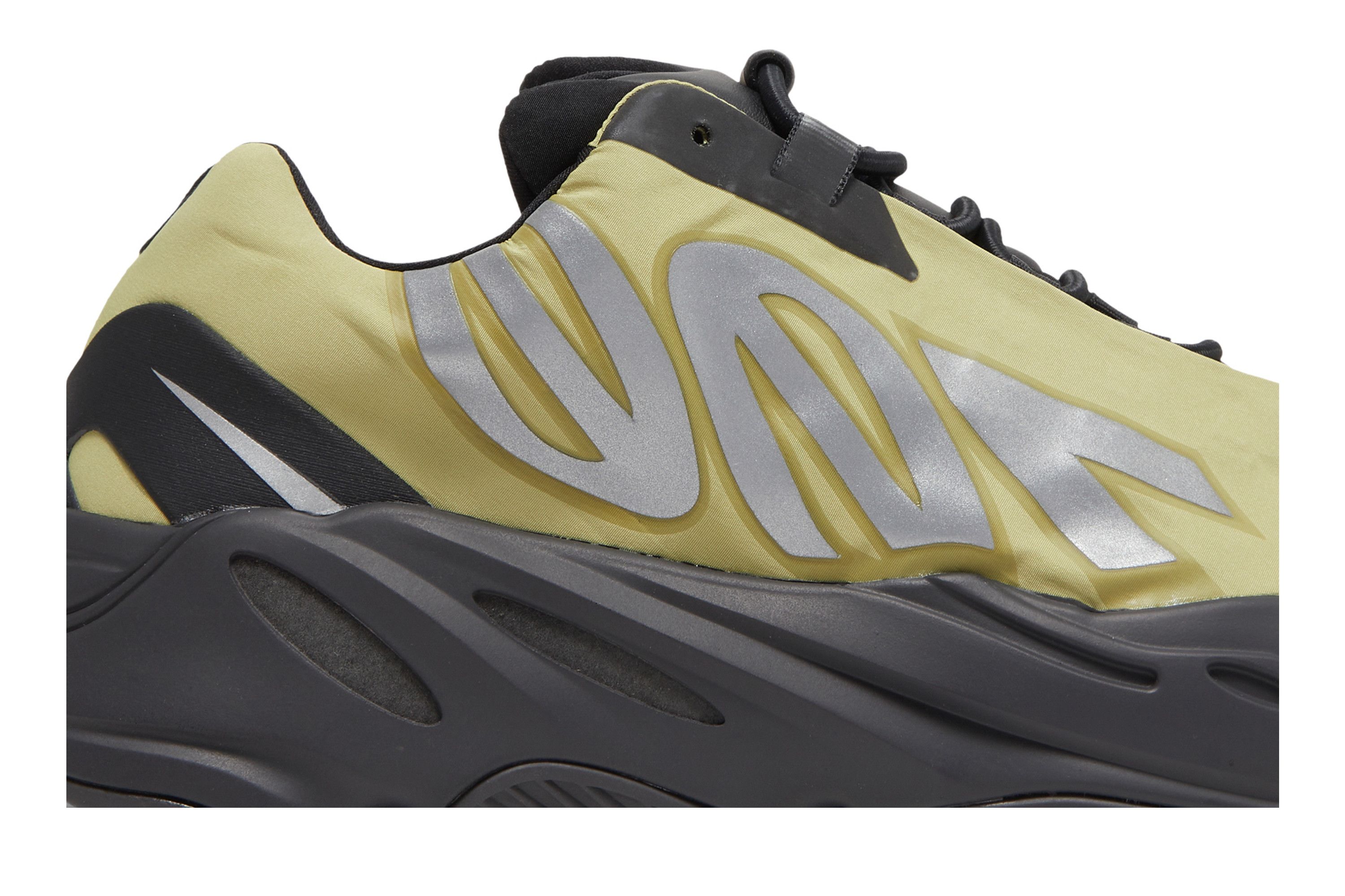 Size 11 - adidas Yeezy Boost 700 MNVN Resin 195741988295 | eBay
