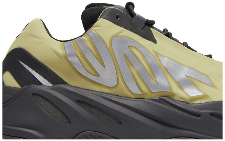 Adidas Yeezy Boost 700 MNVN Resin