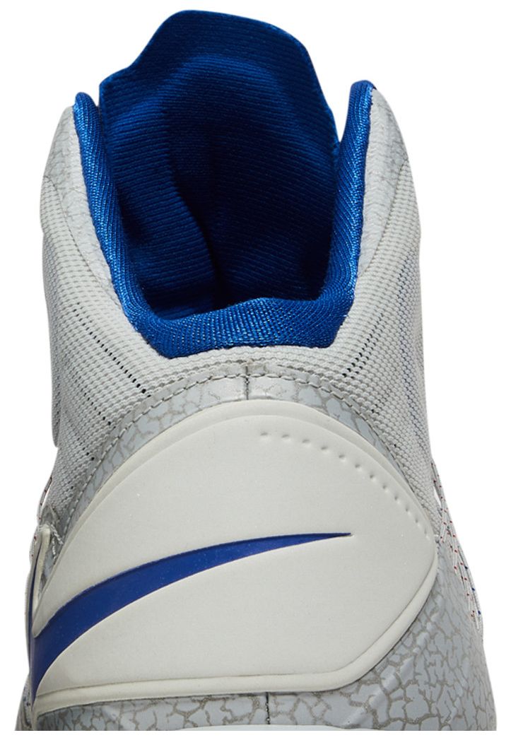 Nike Hyperdunk 2012 BG32