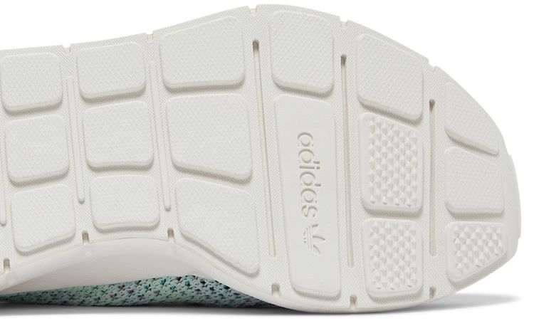 Adidas Wmns Swift Run Primeknit Ice Blue