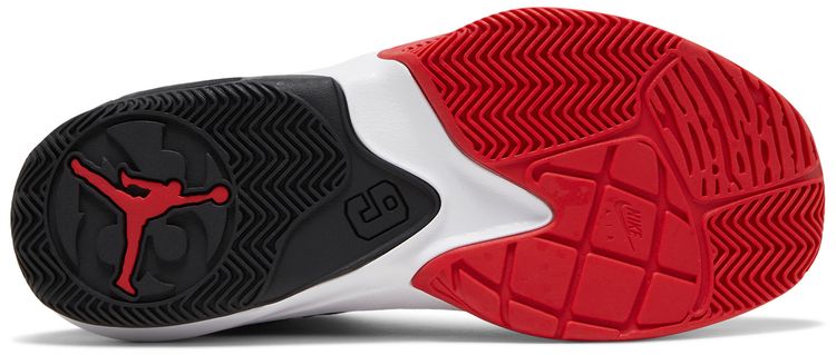 Air Jordan Max Aura 3 Bred