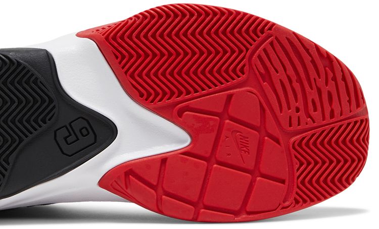 Air Jordan Max Aura 3 Bred