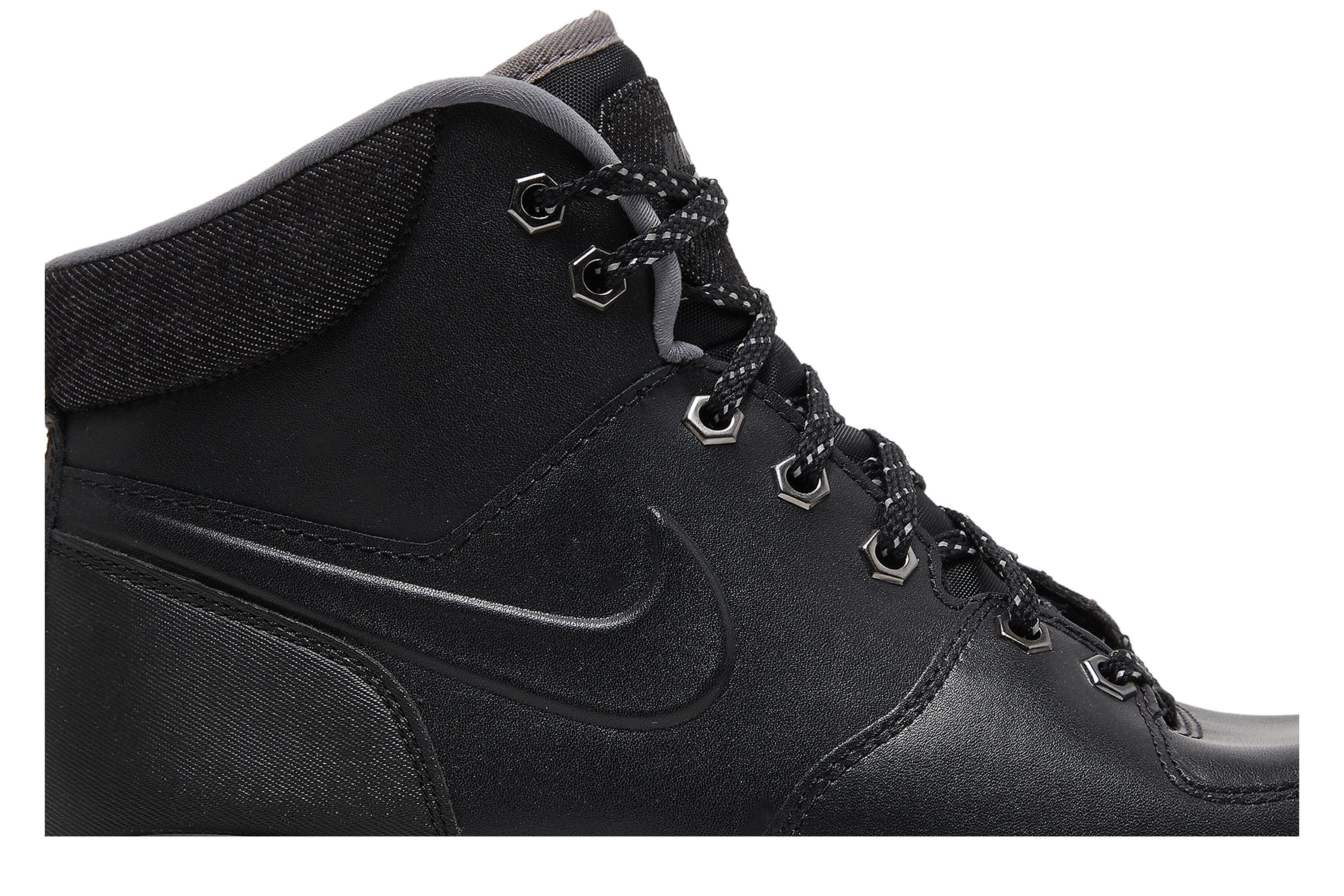 Black nike manoa hotsell