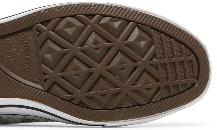 Pokemon x Converse Chuck Taylor All Star High Poke Ball