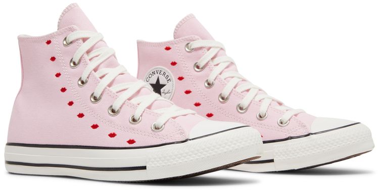 Converse Wmns Chuck Taylor All Star High Embroidered Hearts   Cherry Blossom