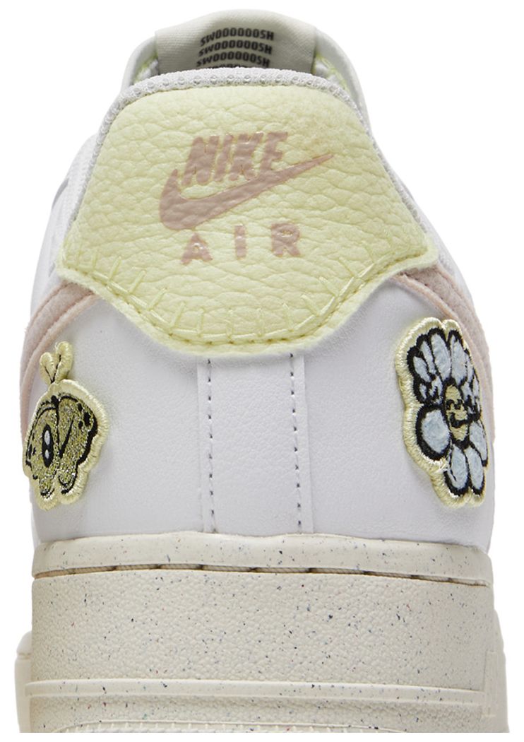 Nike Wmns Air Force 1 07 SE Flower Power