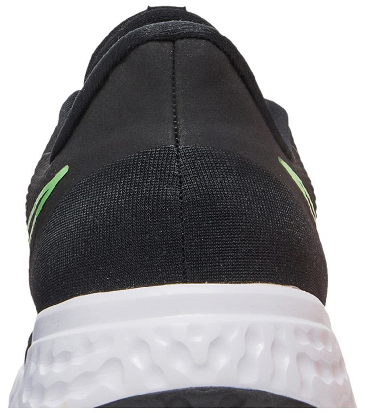 Nike Revolution 5 Black Atomic Orange