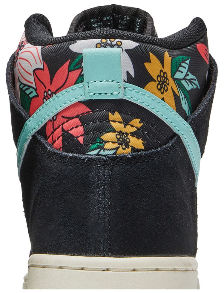 Nike Wmns Dunk High Aloha