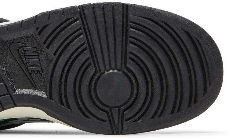 Nike Wmns Dunk High Aloha