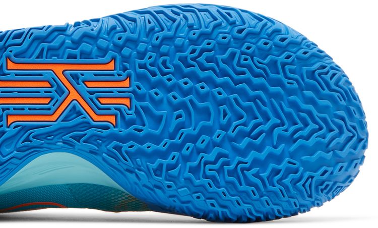 Nike Sneaker Room x Kyrie 7 Fire  Water