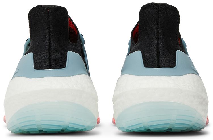 Adidas UltraBoost 22 Black Magic Grey