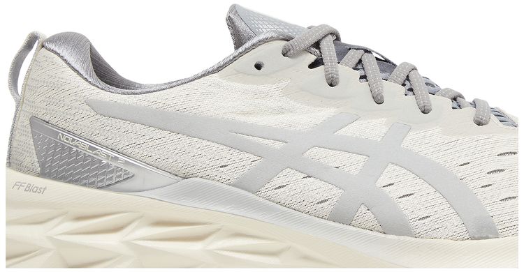 Asics Novablast 2 SPS Smoke Grey